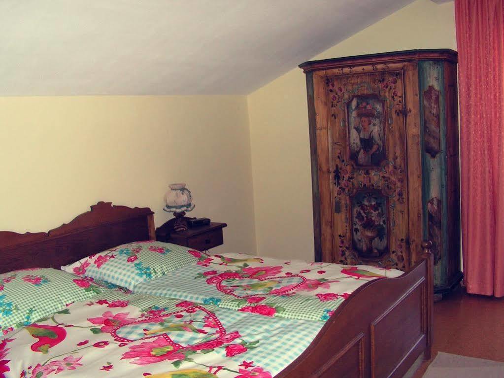 Hotel Garni Haus Alpine - Chiemgau Karte Inkl 루폴딩 외부 사진